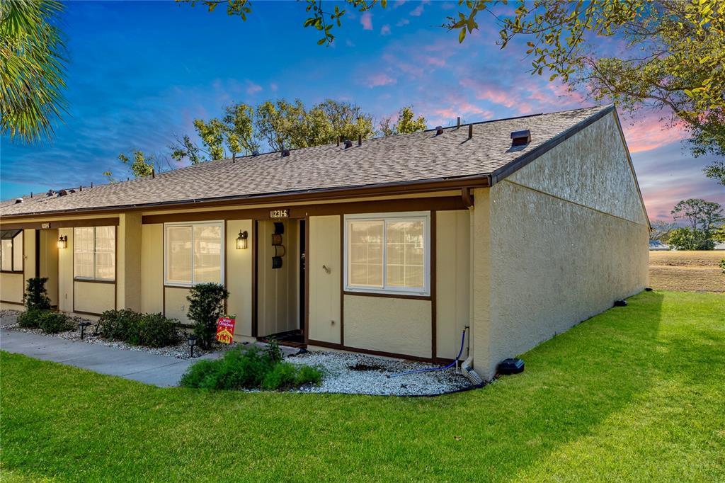 Picture of 11231 Dollar Lake Drive Unit 6, Port Richey, FL 34668