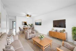 Picture of 1222 Village Way, Orlando, FL 32807