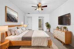 Picture of 1222 Village Way, Orlando, FL 32807