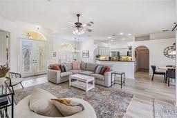 Picture of 12433 Woodlands Circle, Dade City, FL 33525