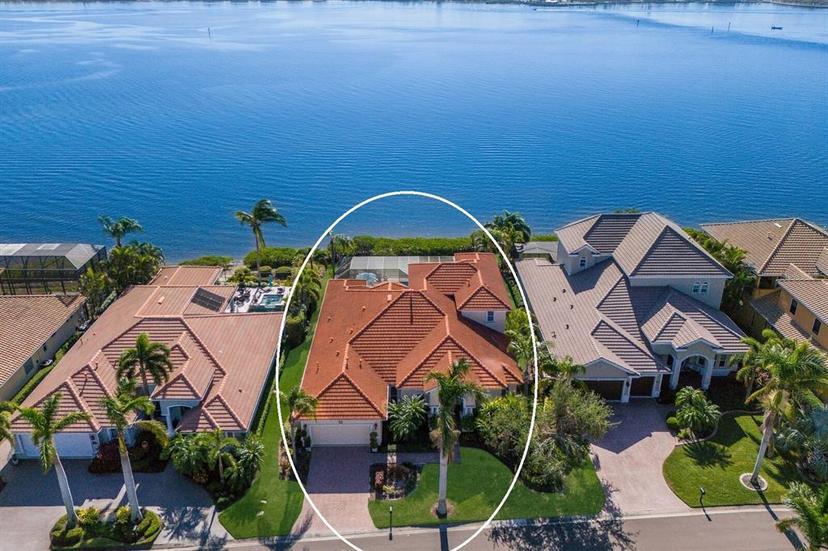 Picture of 805 Riviera Dunes Way, Palmetto FL 34221