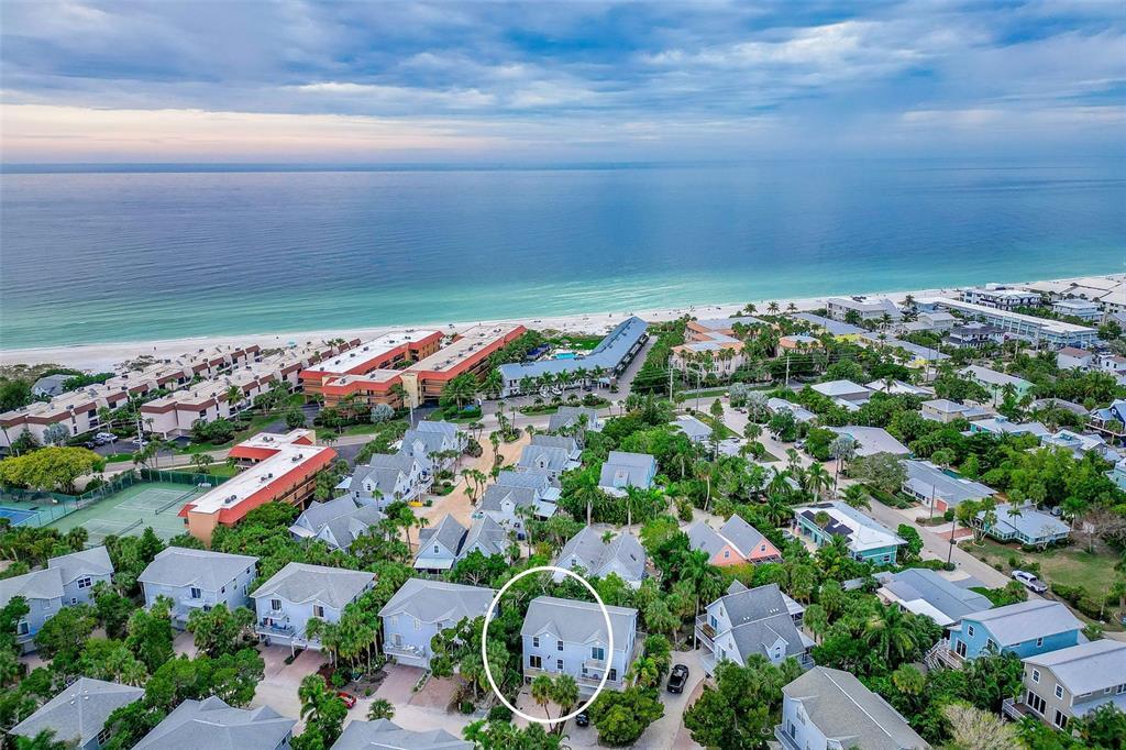 Picture of 6250 Holmes Boulevard Unit 32, Holmes Beach, FL 34217