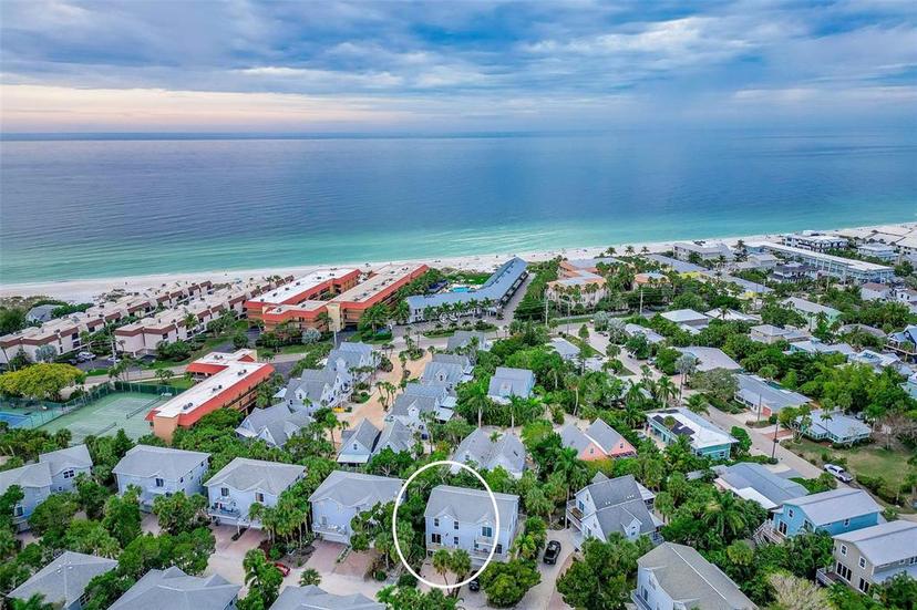Picture of 6250 Holmes Boulevard Unit 32, Holmes Beach FL 34217