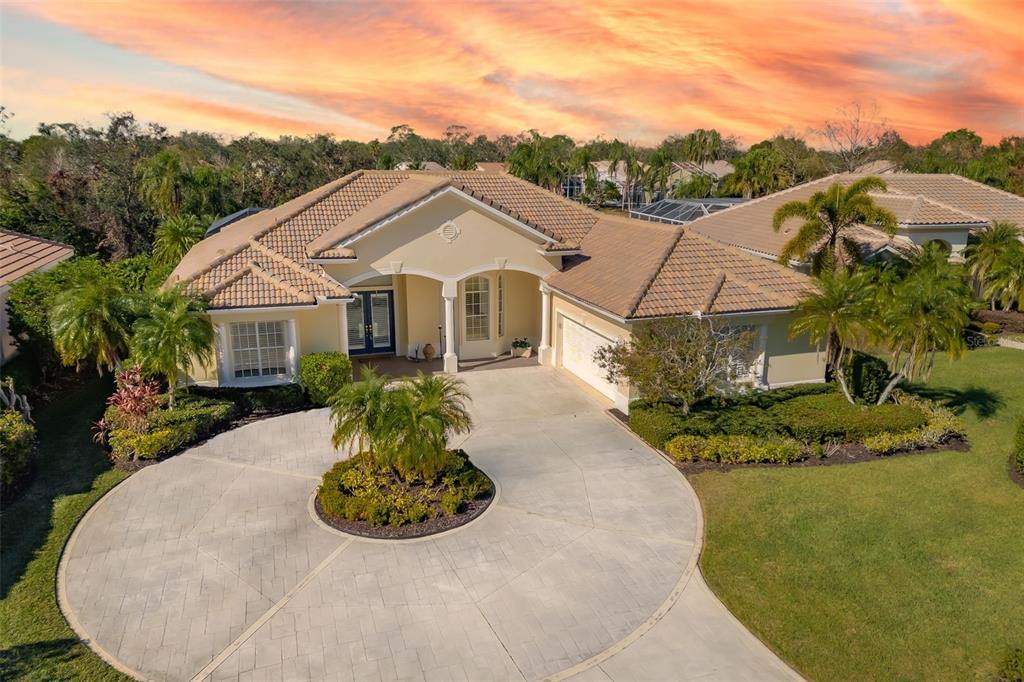 Picture of 7112 Saint Johns Way, University Park, FL 34201