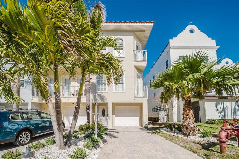 Picture of 140 Brightwater Drive Unit 6, Clearwater Beach FL 33767