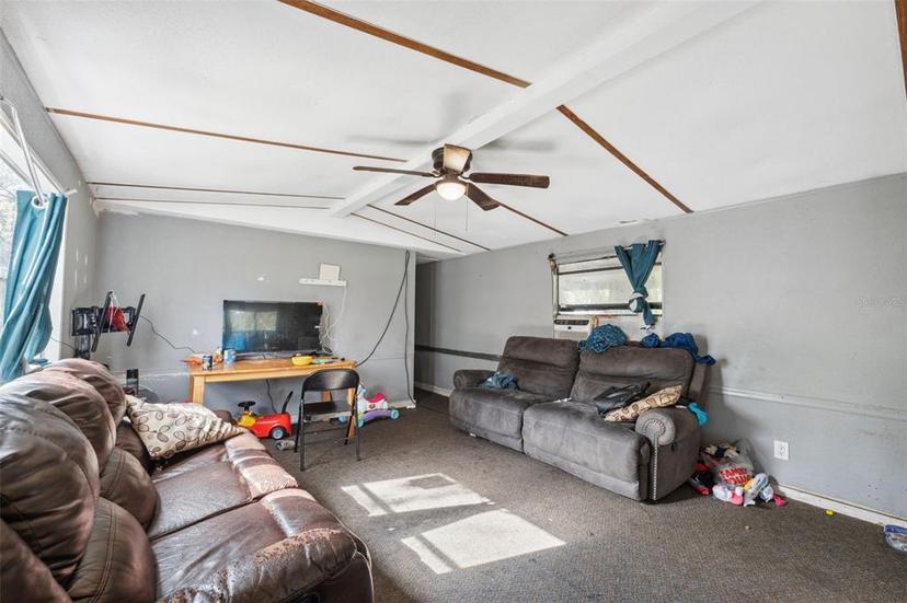 Picture of 5320 Royal Oak Drive, Tampa FL 33610
