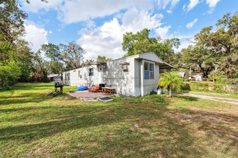 Picture of 5320 Royal Oak Drive, Tampa FL 33610