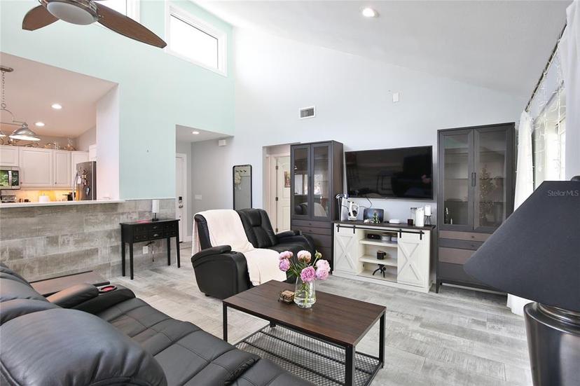 Picture of 8224 Country Oaks Court, Sarasota FL 34243