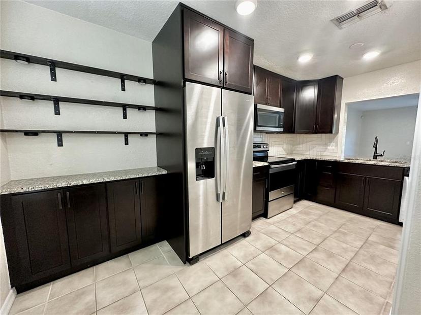 Picture of 16543 Lake Brigadoon Circle, Tampa FL 33618