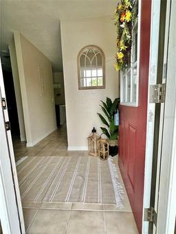 Picture of 16543 Lake Brigadoon Circle, Tampa, FL 33618