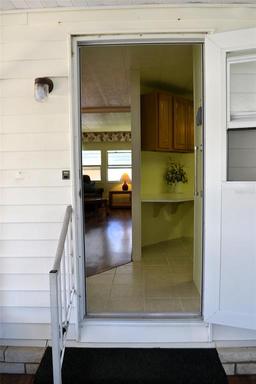 Picture of 101 Mango Cove, Leesburg, FL 34748