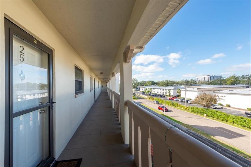 Picture of 19029 Us Highway 19 N Unit 8-25, Clearwater FL 33764