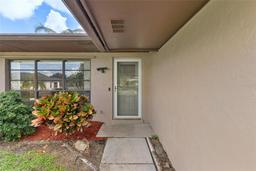 Picture of 13340 Country Club Drive, Tavares, FL 32778