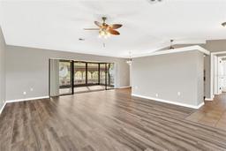 Picture of 13340 Country Club Drive, Tavares, FL 32778