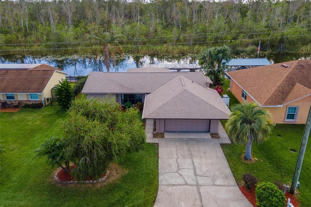 Picture of 13340 Country Club Drive, Tavares, FL 32778