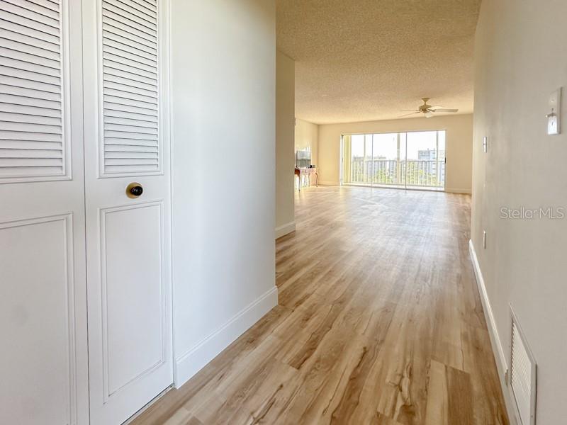 Picture of 3640 Ironwood Circle Unit 601N, Bradenton FL 34209
