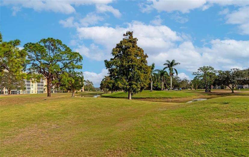 Picture of 3640 Ironwood Circle Unit 601N, Bradenton FL 34209