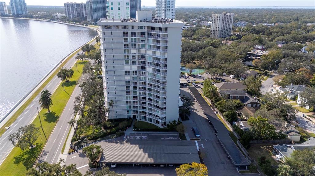 Picture of 2611 Bayshore Boulevard Unit 506, Tampa, FL 33629