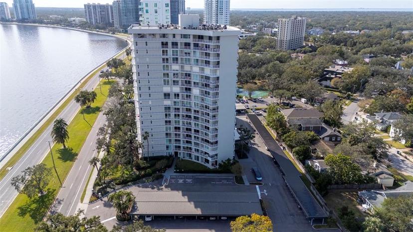 Picture of 2611 Bayshore Boulevard Unit 506, Tampa FL 33629