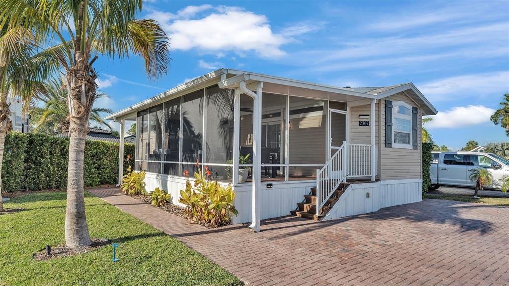 Picture of 2307 Limewood Avenue, Clermont, FL 34714