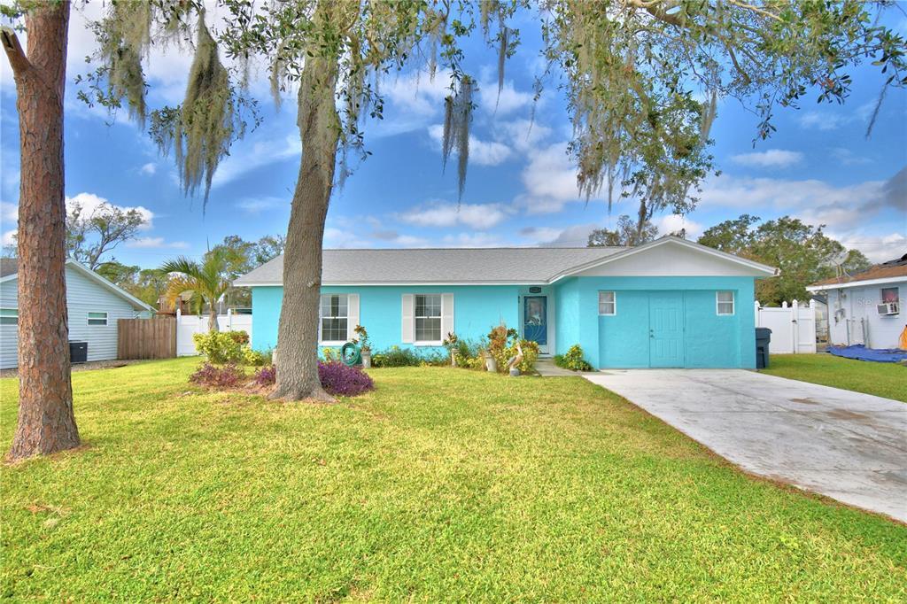 Picture of 3915 Pipkin Creek Road, Lakeland, FL 33811