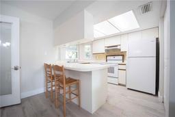 Picture of 4566 County Road 116, Wildwood, FL 34785