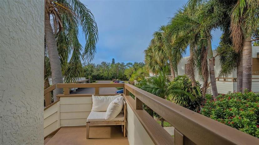 Picture of 119 Tidewater Drive Unit 119, Bradenton FL 34210