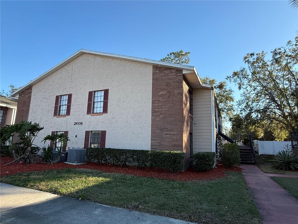 Picture of 21038 Voyager Boulevard Unit 4, Land O Lakes, FL 34638