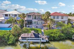 Picture of 5159 Oxford Drive, Sarasota, FL 34242