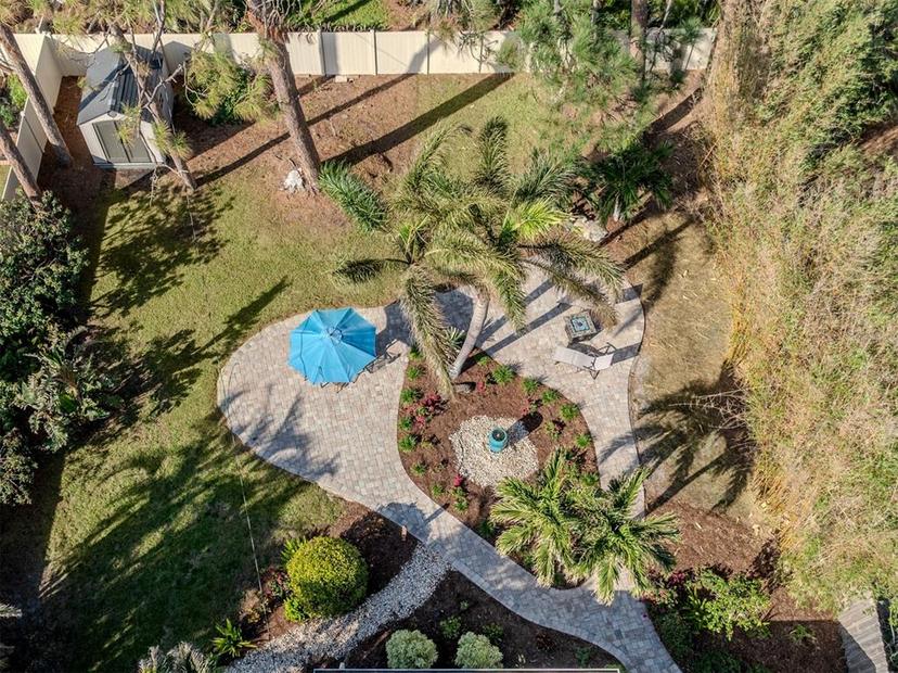 Picture of 828 Nokomis Avenue S, Venice FL 34285