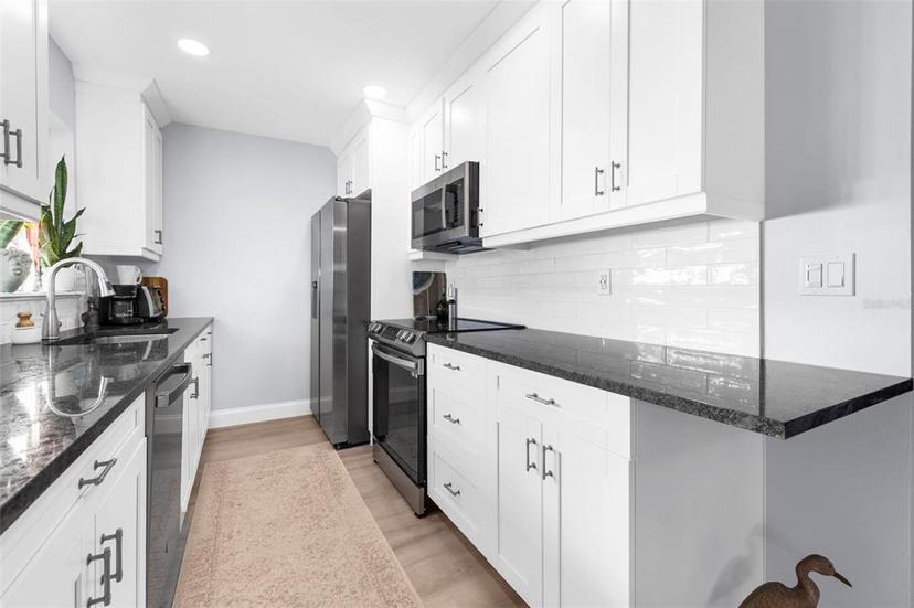 Picture of 1701 Pinehurst Road Unit 10D, Dunedin FL 34698