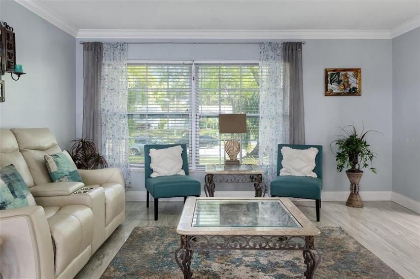 Picture of 8134 Bayshore Drive, Seminole FL 33776