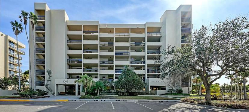 Picture of 1065 Gulf Of Mexico Drive Unit 201, Longboat Key FL 34228