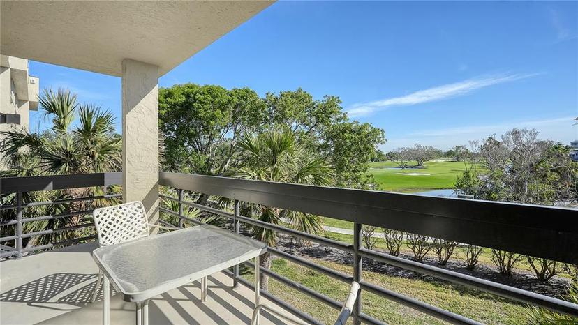 Picture of 1065 Gulf Of Mexico Drive Unit 201, Longboat Key FL 34228
