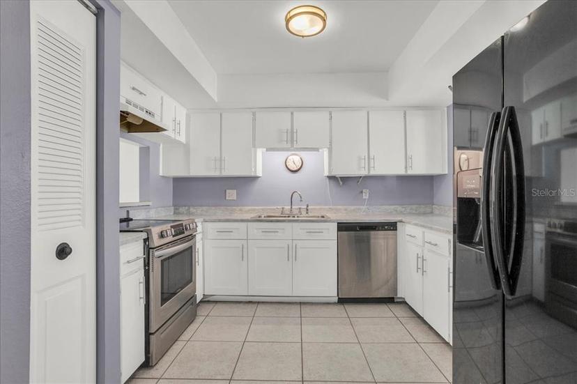 Picture of 3714 Greenery Court Unit 214, Tampa FL 33618