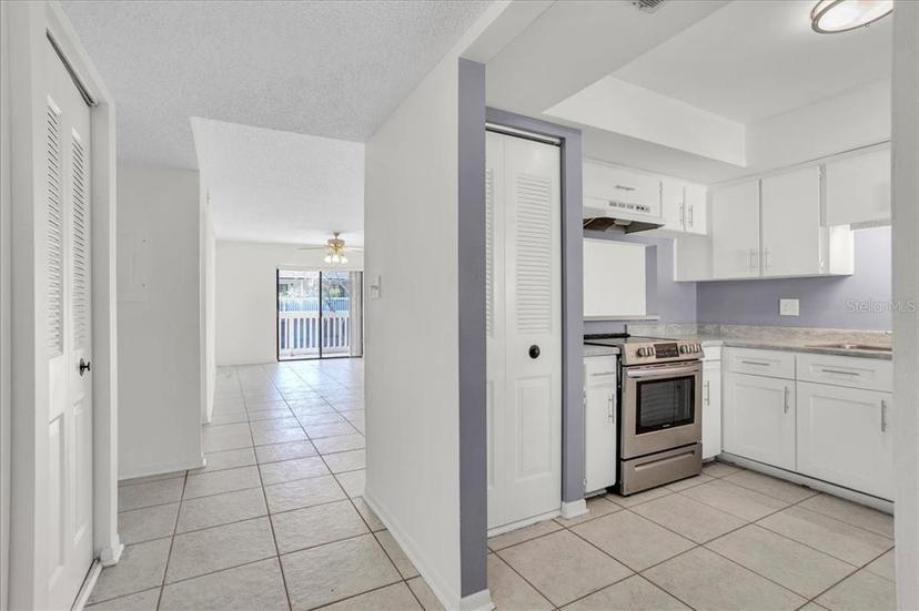 Picture of 3714 Greenery Court Unit 214, Tampa FL 33618