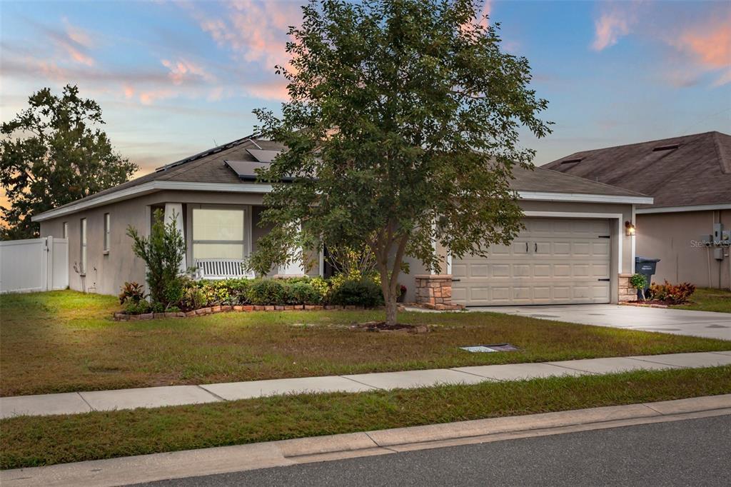 Picture of 3382 Mahogany Pointe Loop, Lakeland, FL 33810
