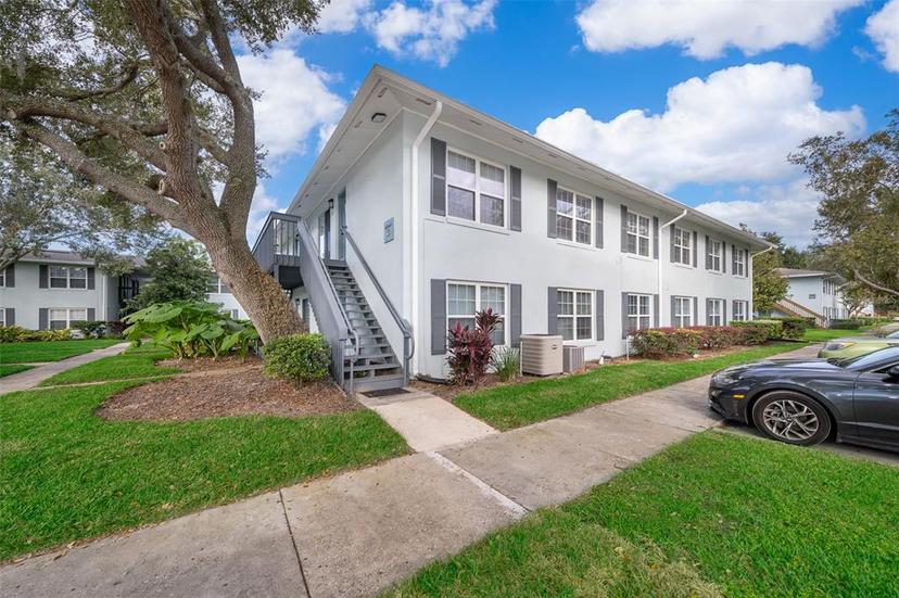 Picture of 4860 Conway Road Unit 56, Orlando FL 32812