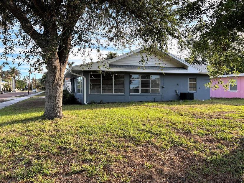 Picture of 627 Palm Avenue, Punta Gorda FL 33950