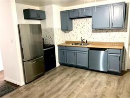 Picture of 916 S Park Court, Kissimmee, FL 34741