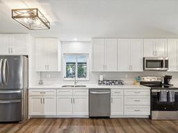Picture of 8304 Sandstone Court, Tampa, FL 33615