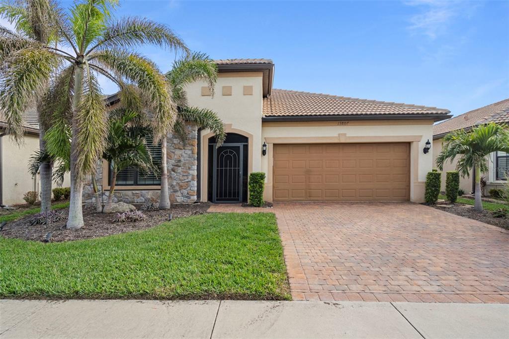 Picture of 13807 Karina Street, Venice, FL 34293