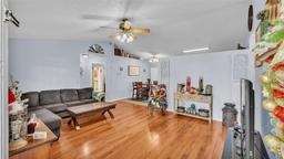 Picture of 136 Cory Court, Auburndale, FL 33823