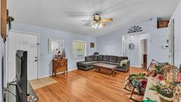 Picture of 136 Cory Court, Auburndale, FL 33823