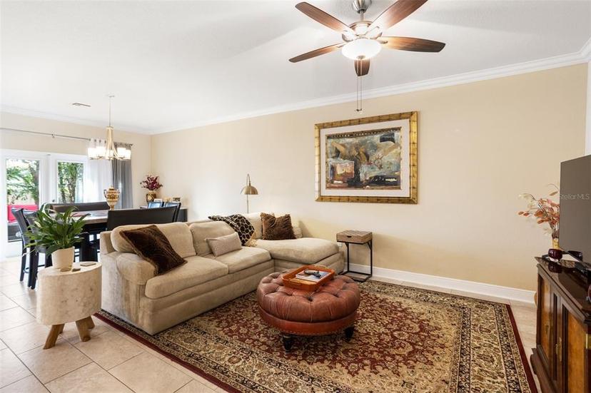 Picture of 829 Date Palm Lane, St Petersburg FL 33707