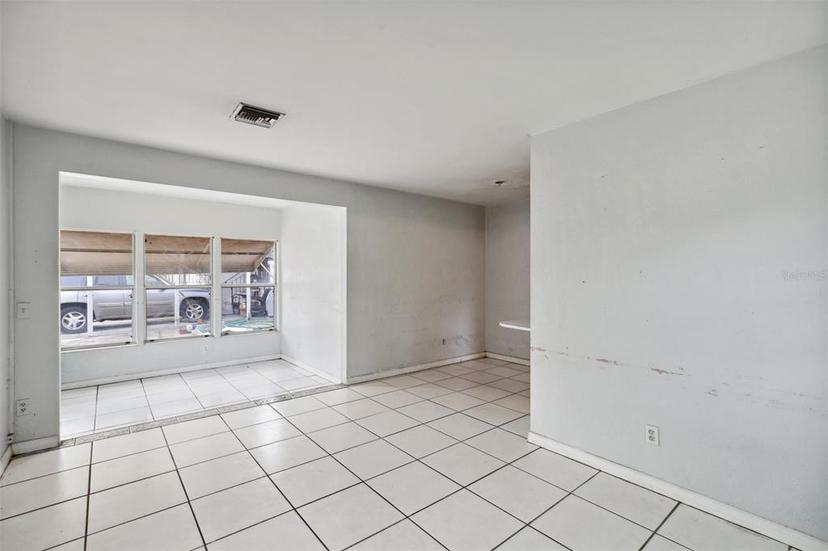 Picture of 2901 Dr Martin Luther King Jr Street S, St Petersburg FL 33705