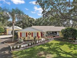 Picture of 1281 Gray Court, Eustis, FL 32726