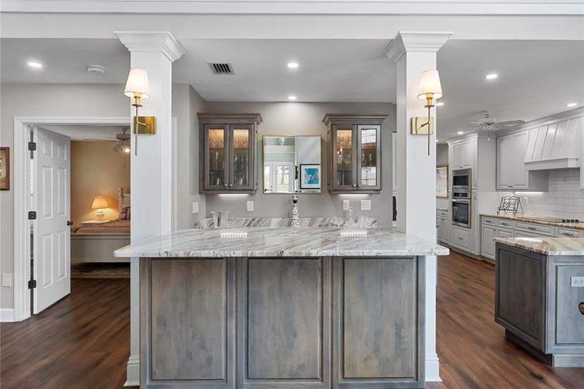 Picture of 418 Cardiff Road, Venice FL 34293