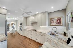 Picture of 418 Cardiff Road, Venice, FL 34293