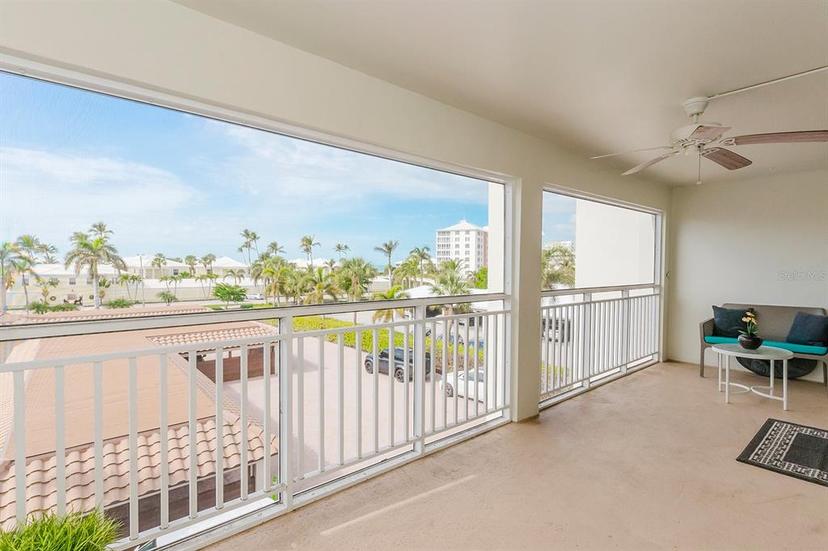 Picture of 2600 Gulf Shore Boulevard N Unit 32, Naples FL 34103